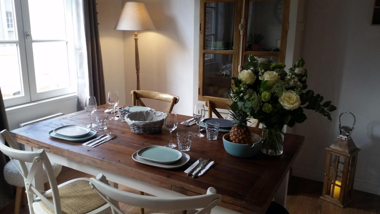 Une Pause Chez Julien, Appartement Lumineux Et Idealement Situe! Honfleur Buitenkant foto