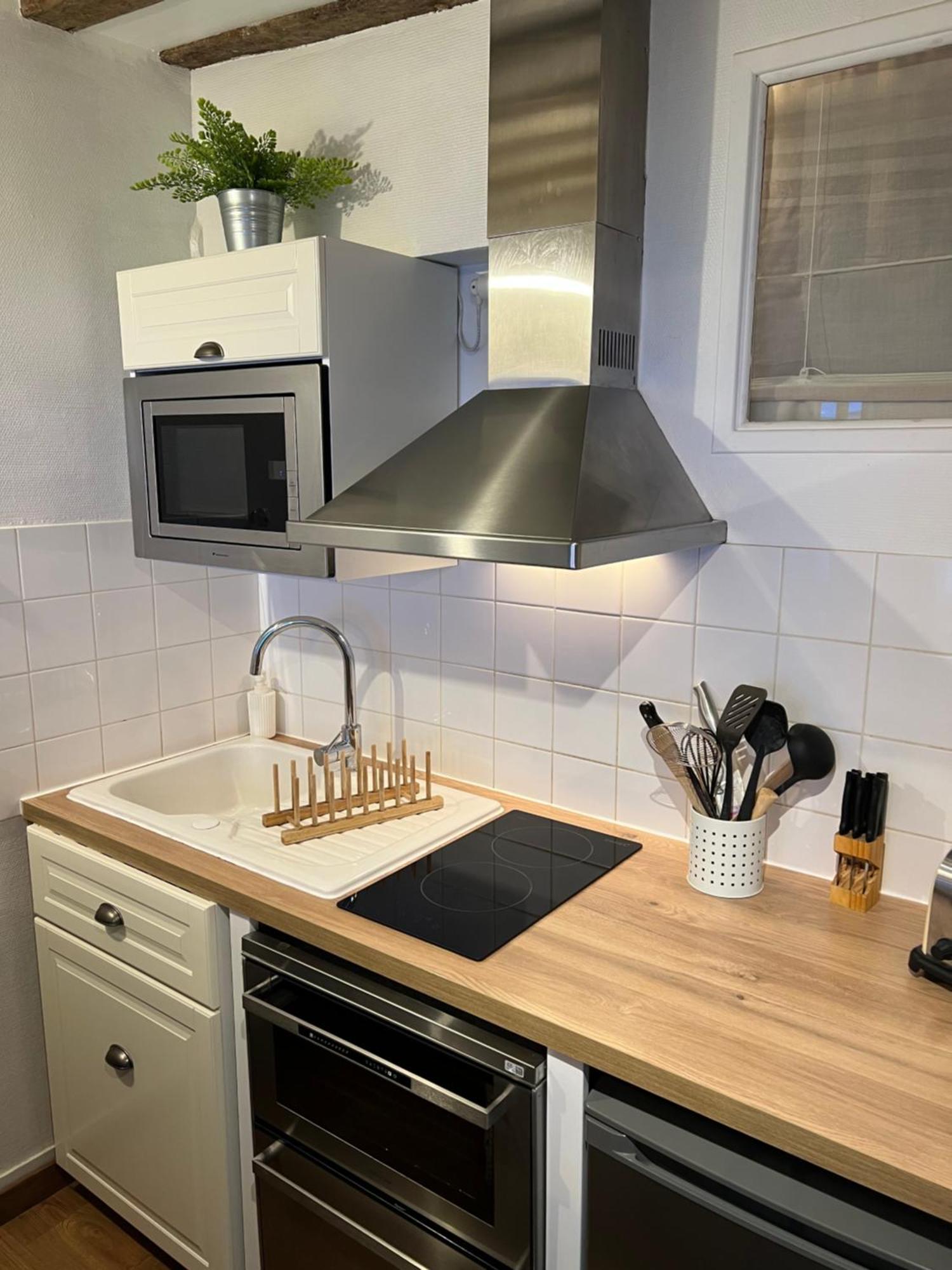 Une Pause Chez Julien, Appartement Lumineux Et Idealement Situe! Honfleur Buitenkant foto